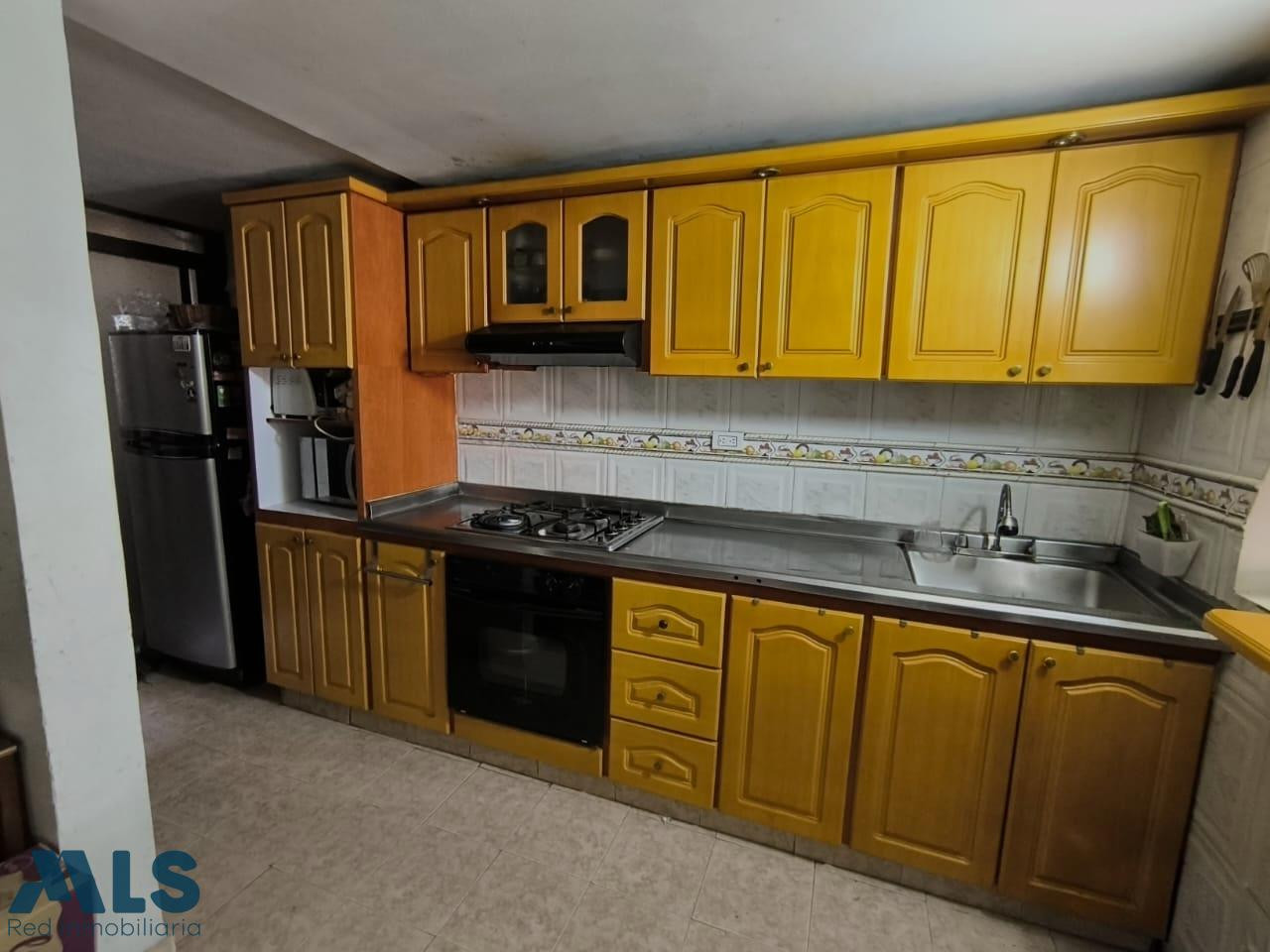 CASA BIFAMILIAR EN VENTA MEDELLIN BUENOS AIRES medellin - buenos aires
