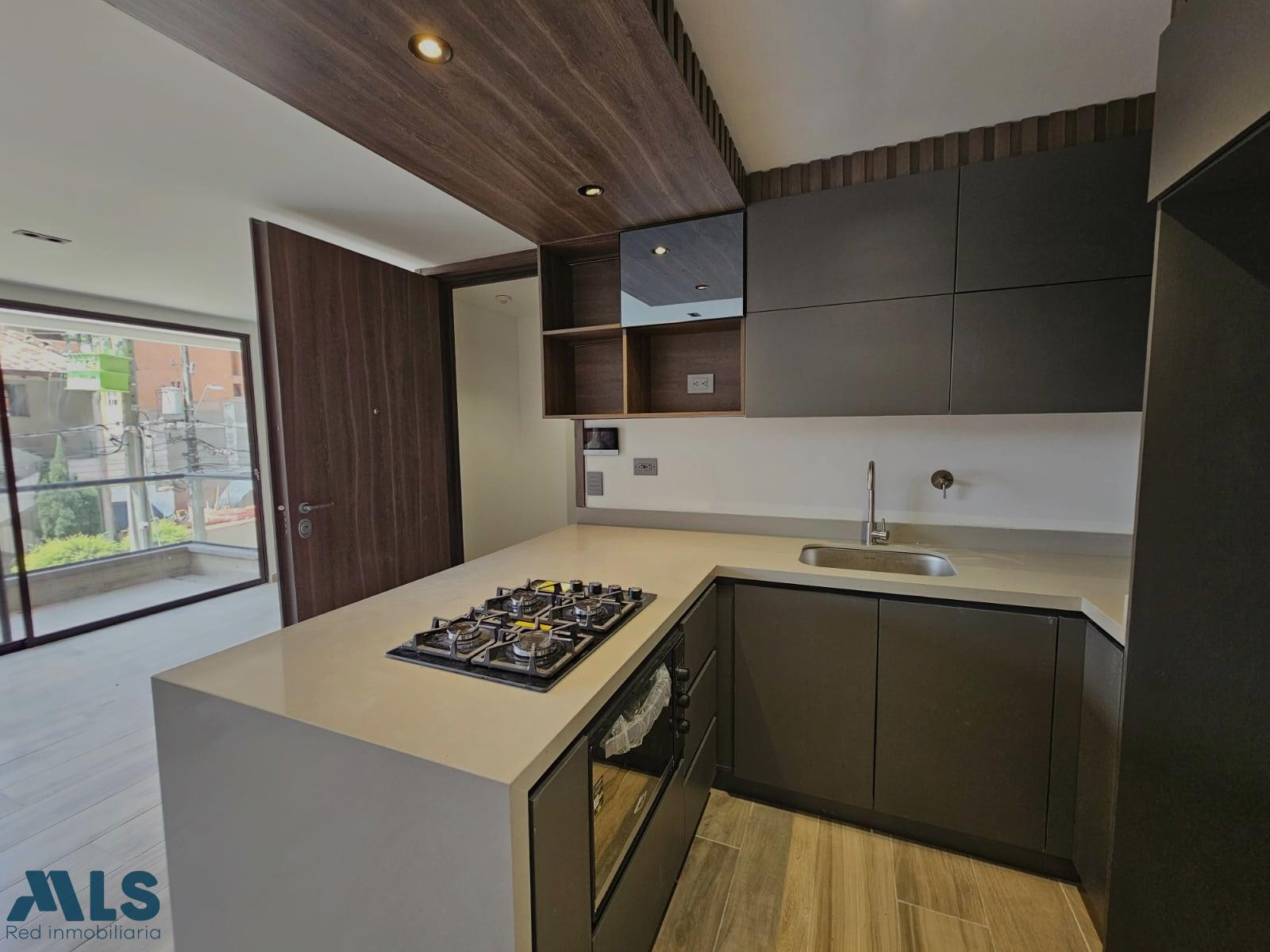 Precioso y confortable apartamento nuevo muy cerca del centro comercial Unicentro. medellin - conquistadores