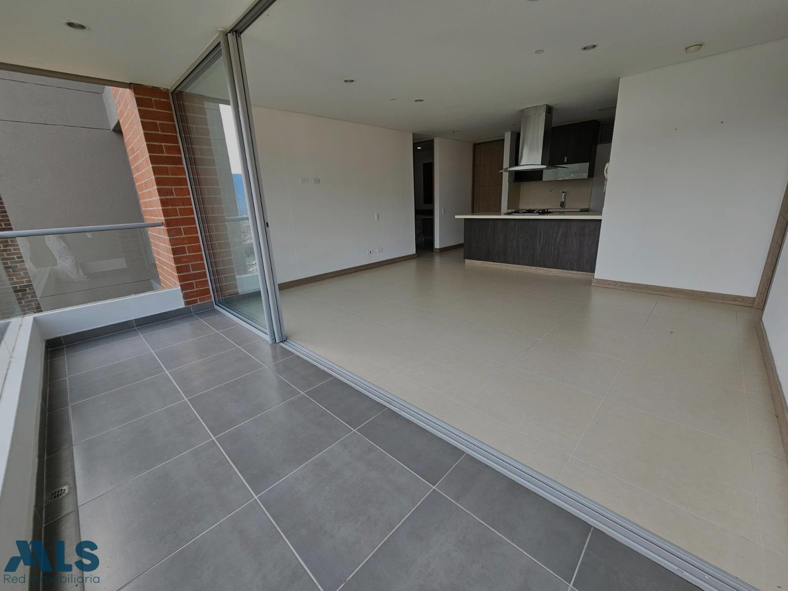 APARTAMENTO MODERNO DE 2 ALCOBAS CON LA VISTA MAS ESPECTACULAR DE ENVIGADO envigado - loma de los mesa