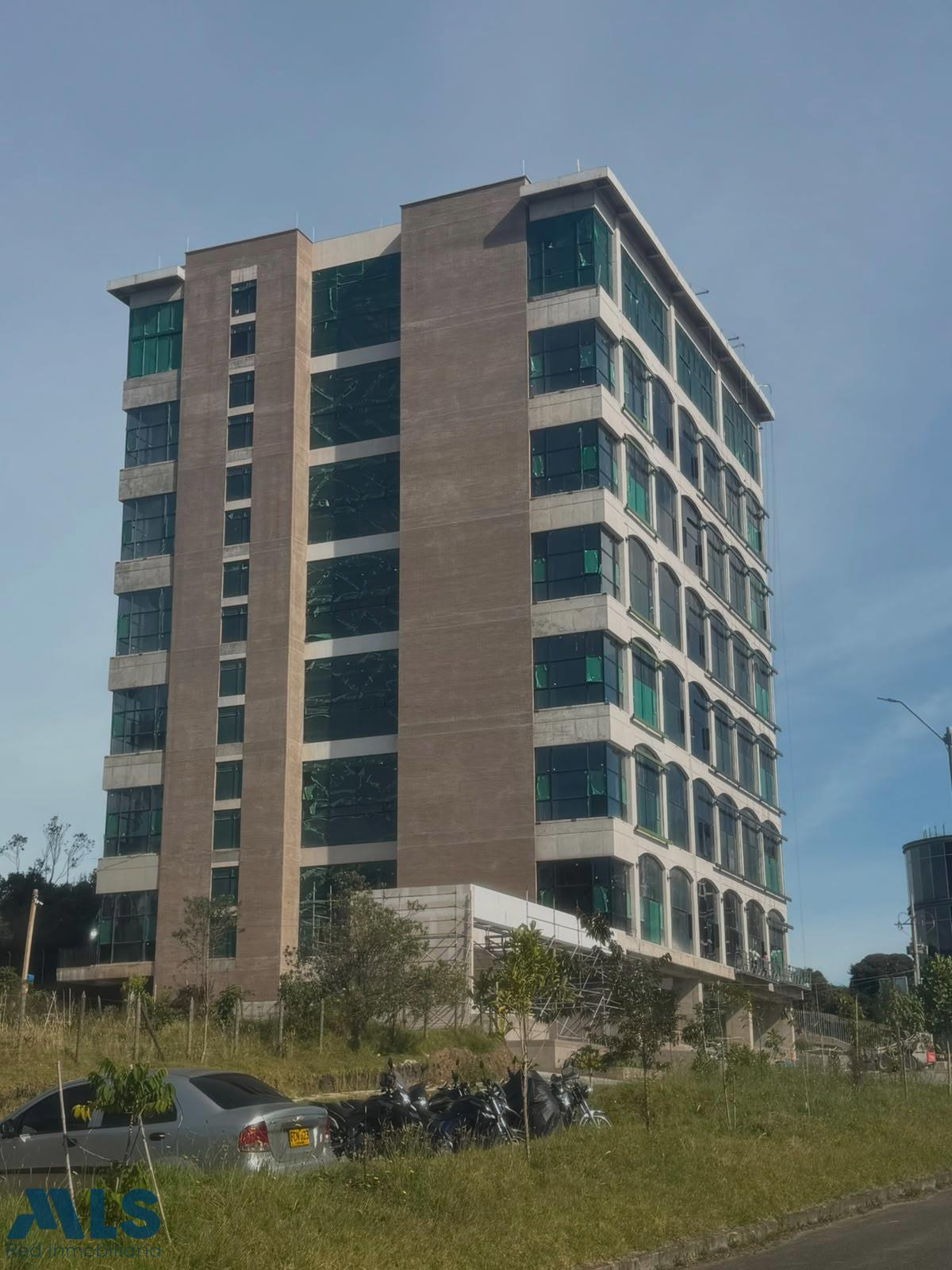 | V E N T A | EXCLUSIVA APARTA SUITE U OFICINA PARA ESTRENAR. POBLADO - PALMAS envigado - alto de las palmas