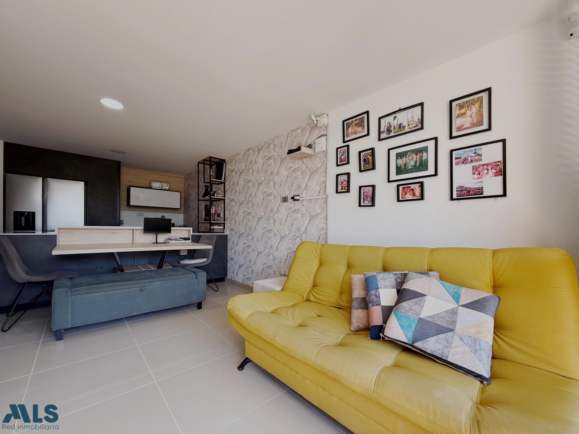 Condo for sale in Sabaneta, Antioquia